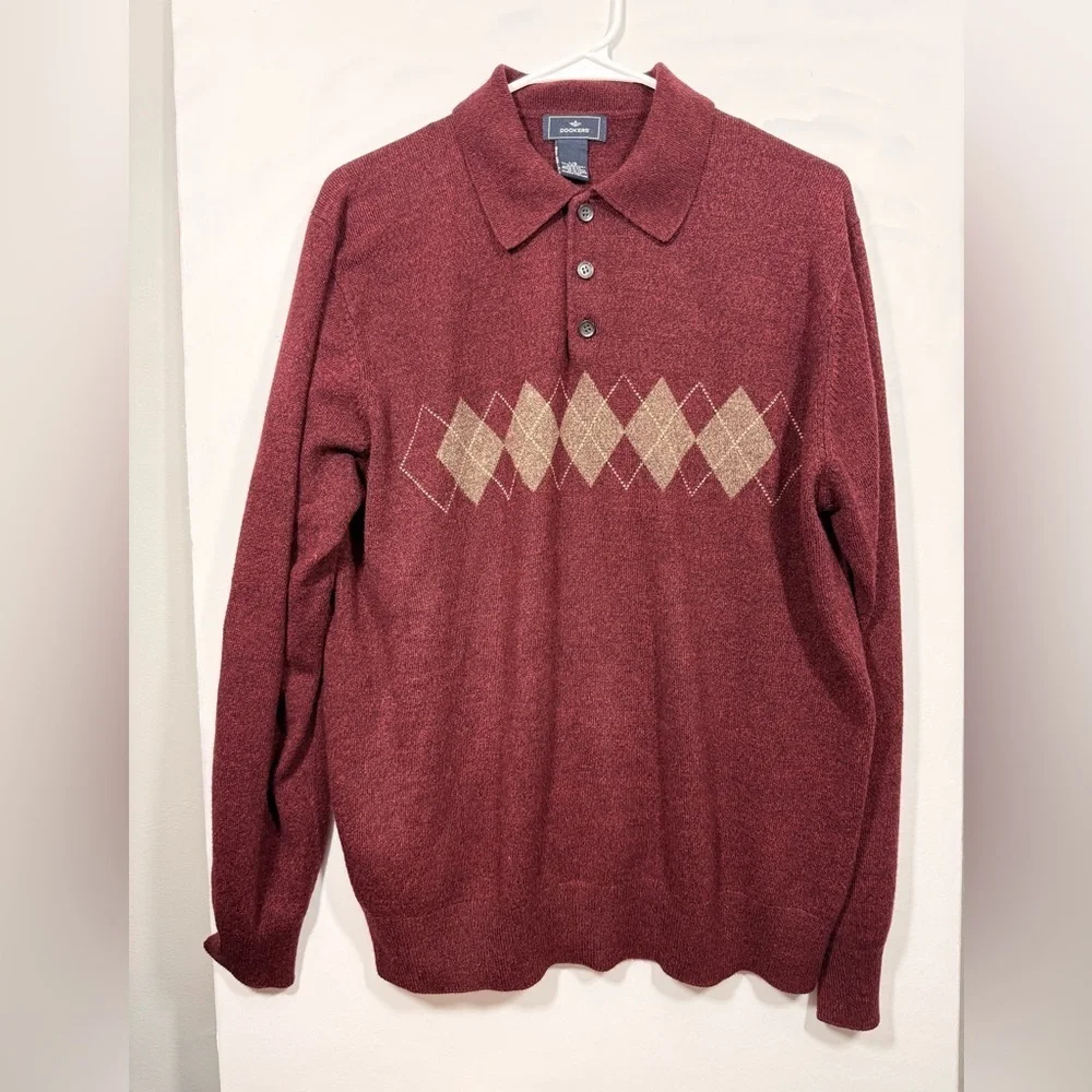 Dockers Size Large Maroon Men’s Argyle Button Sweater